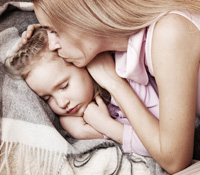 Parent et enfant; routine du dodo et sommeil